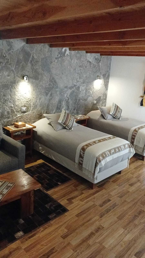 Lodge Quelana 17/50