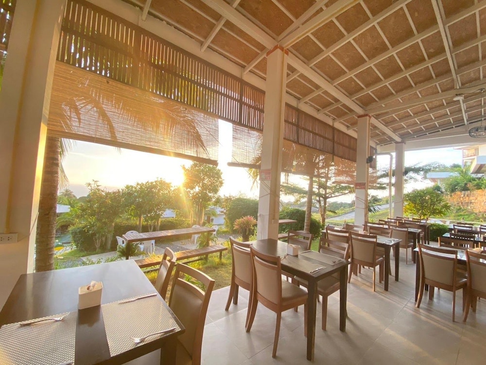 Phi Phi Mountain Beach Resort 33/47