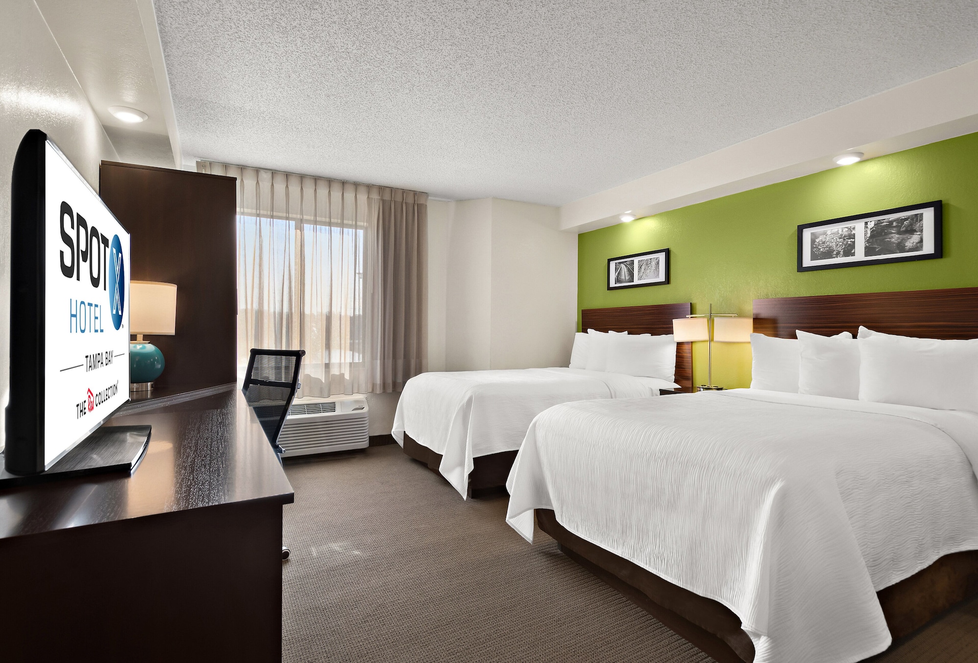 Non-Smoking Business 2 Queen Bed(s)