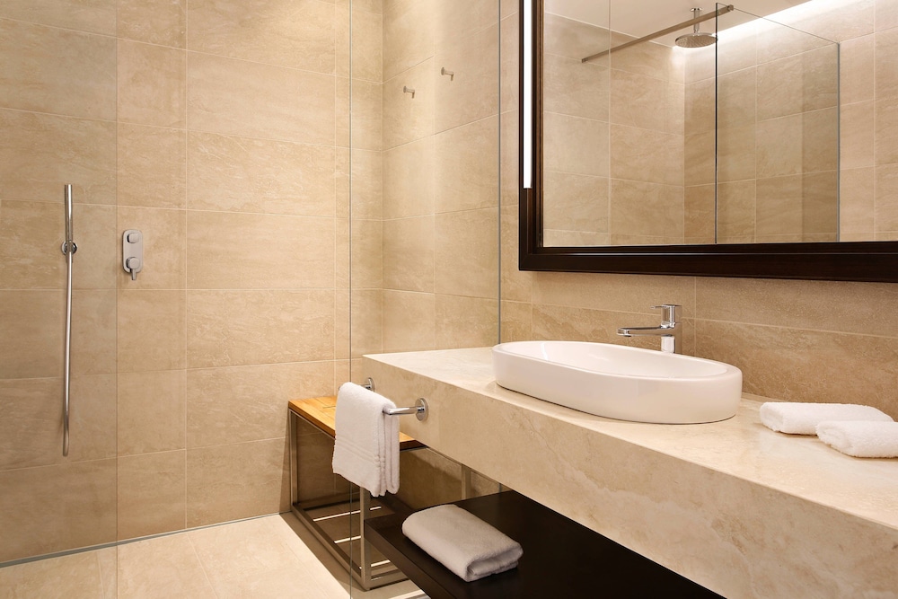 Sheraton Lake Como Hotel 10/52