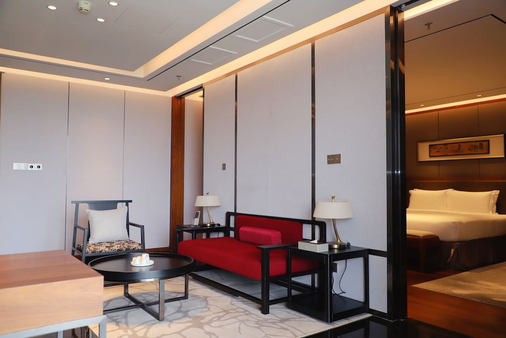 Grand Skylight International Pingshan 28/34