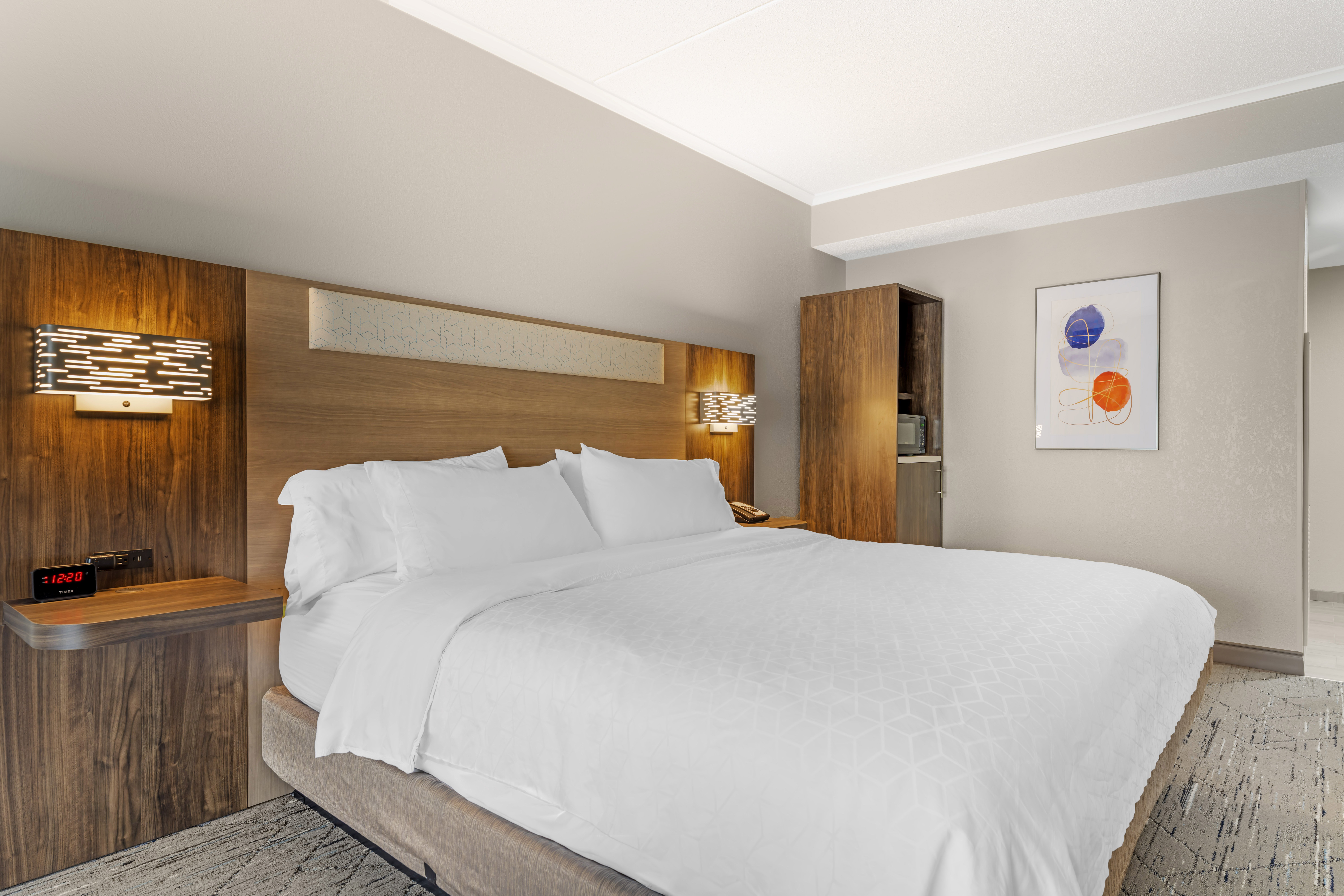 Holiday Inn Express Breezewood 14/67
