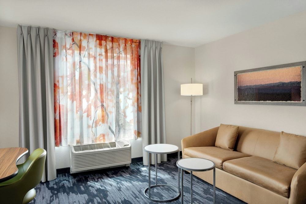 FAIRFIELD INN & SUITES CINCINNATI UPTOWN/UNIVERSITY AREA 34/50