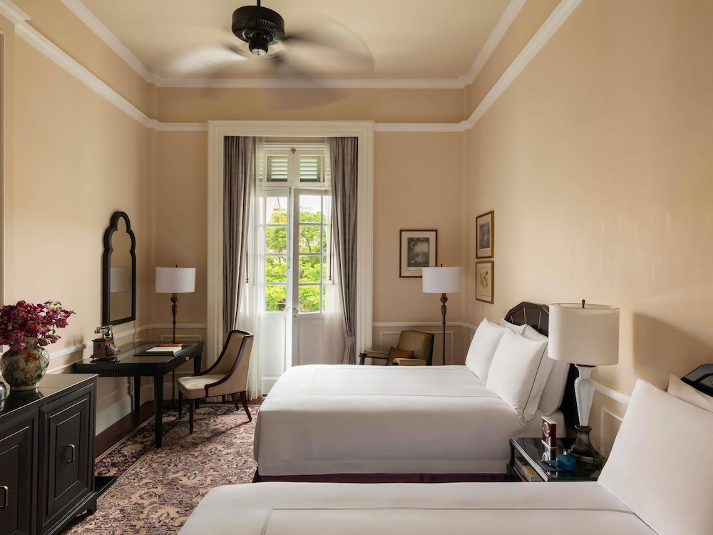 State, Twin Beds, Pool View، Raffles Hotel Le Royal 5/10