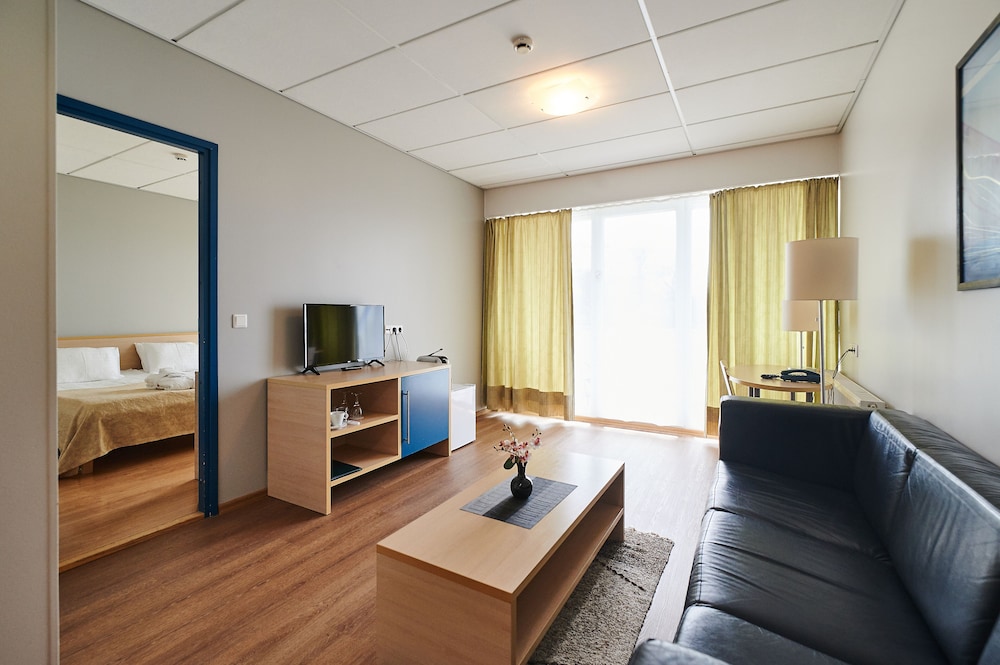 Ruutli Spa Hotel 51/70
