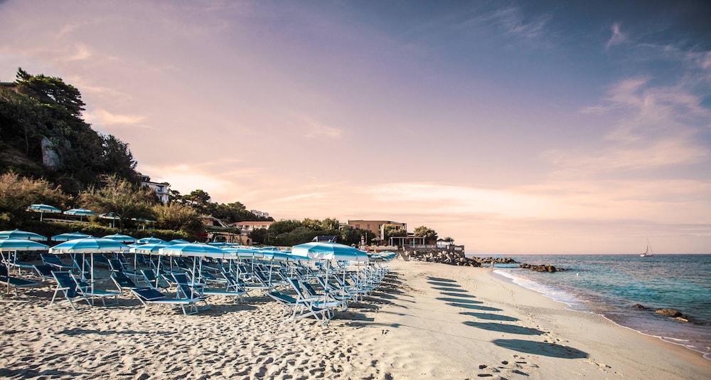 Tonicello Resort Spa 44/50