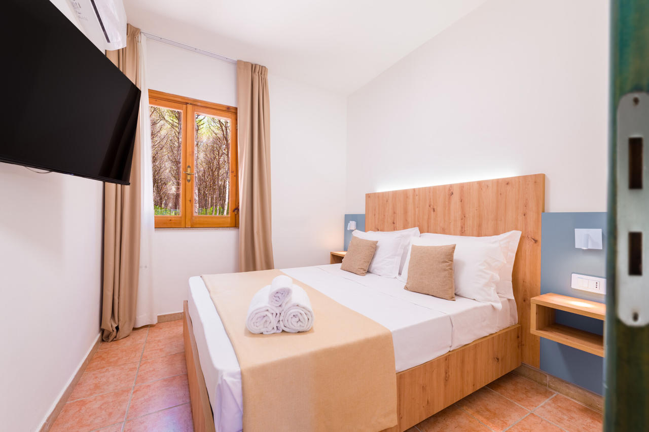 Caladune Resort 7/56
