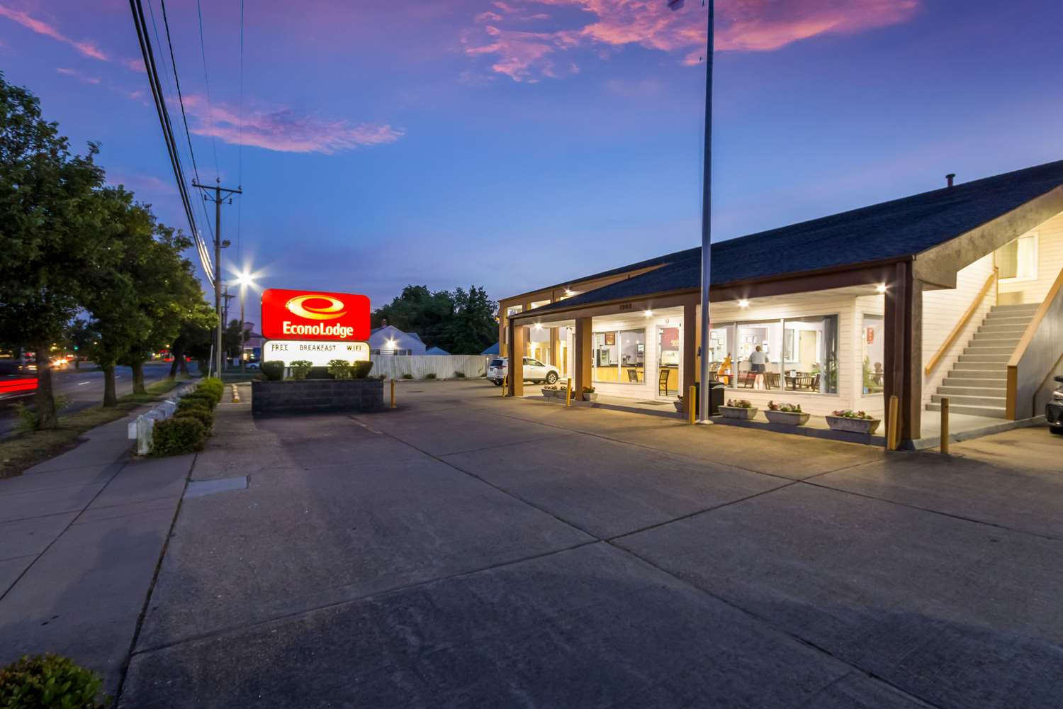 Econo Lodge Little Creek Norfolk VA 15/20