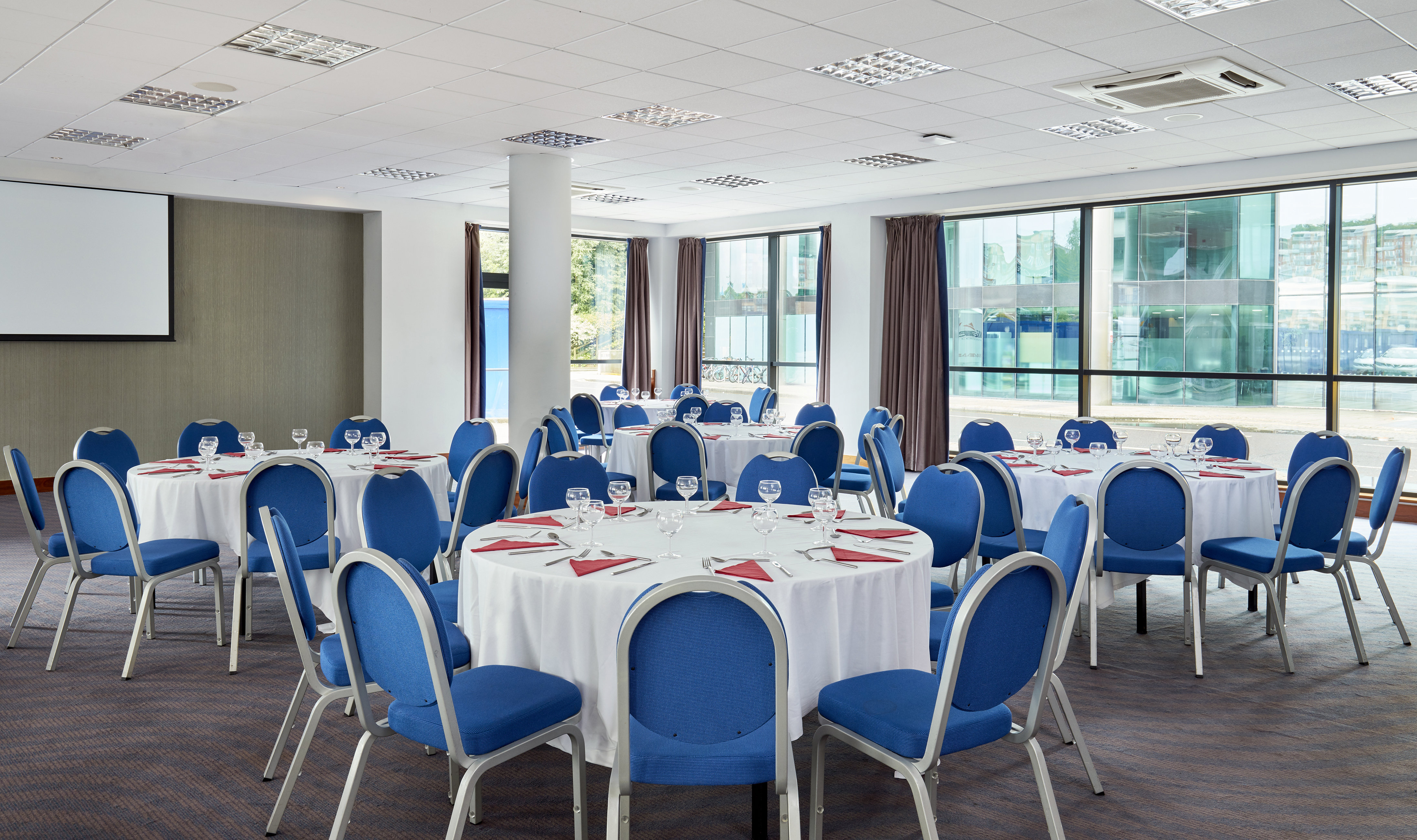 Leonardo Hotel Newcastle Quayside (ex Jurys Inn) 16/20