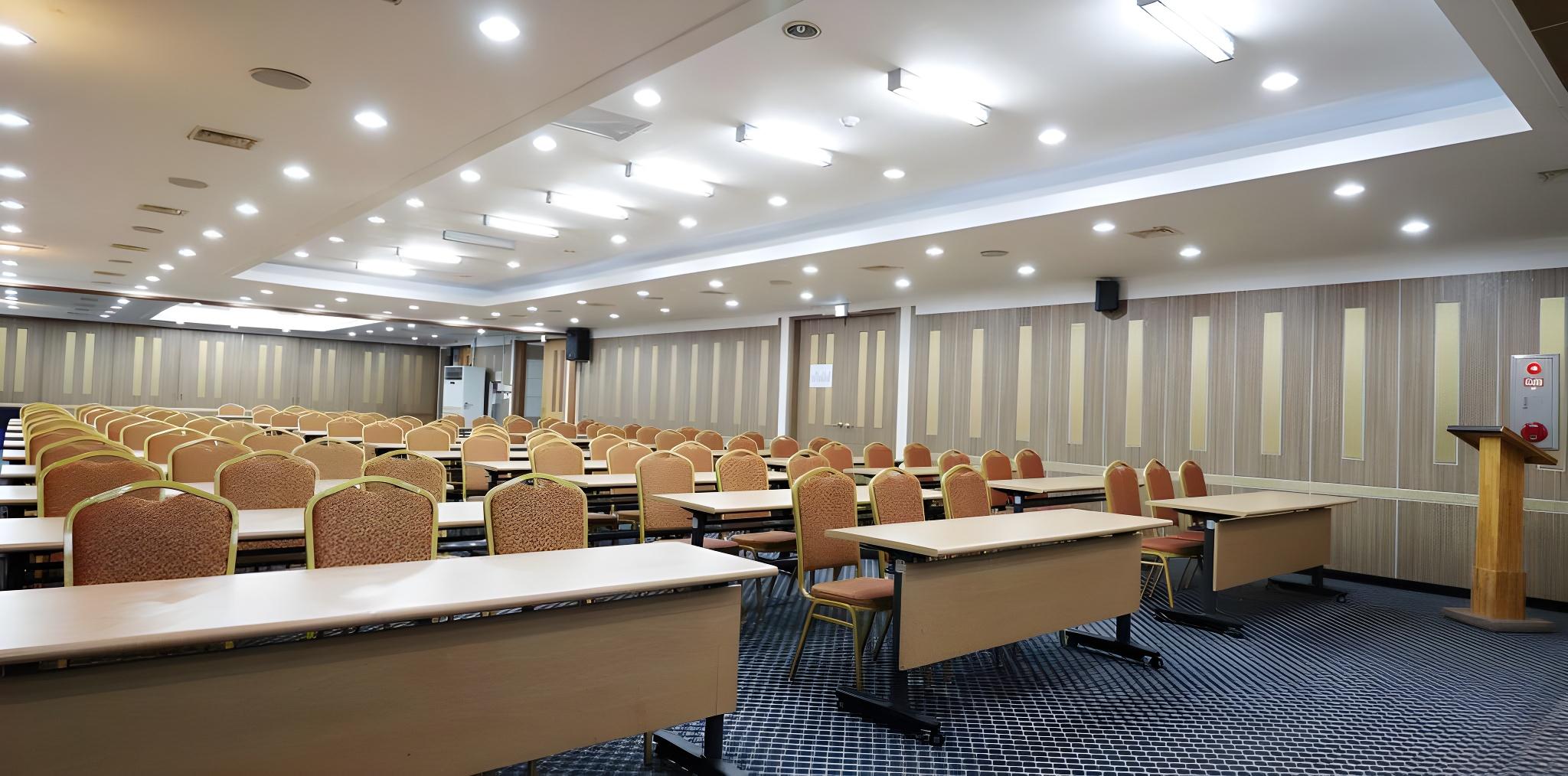 Chungju Grand Hotel 26/36