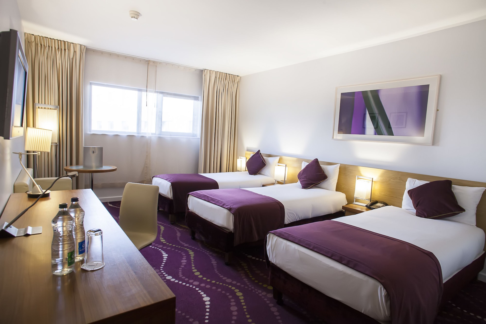 ROOM, TRIPLE