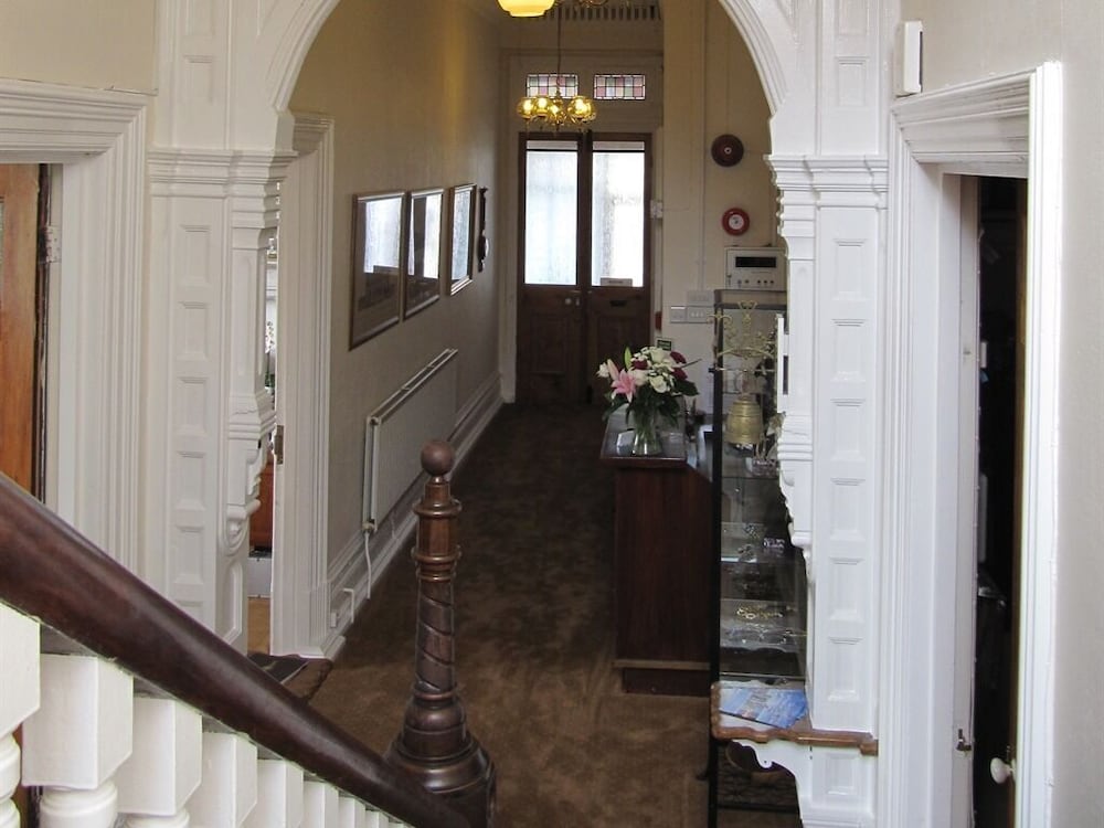 The Shirley - Guest house 9/51