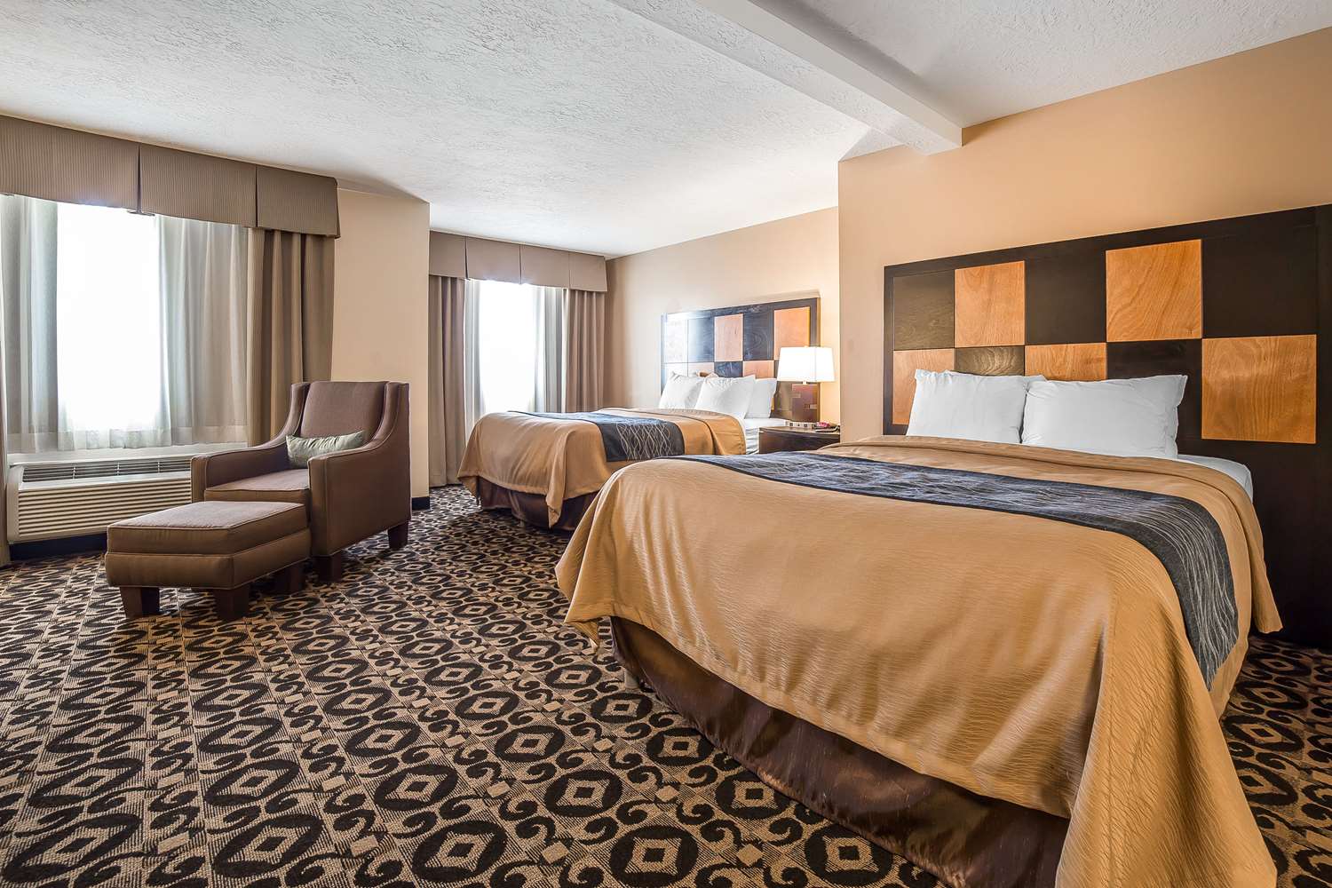 COMFORT INN BALLARD-ROOSEVELT 14/30