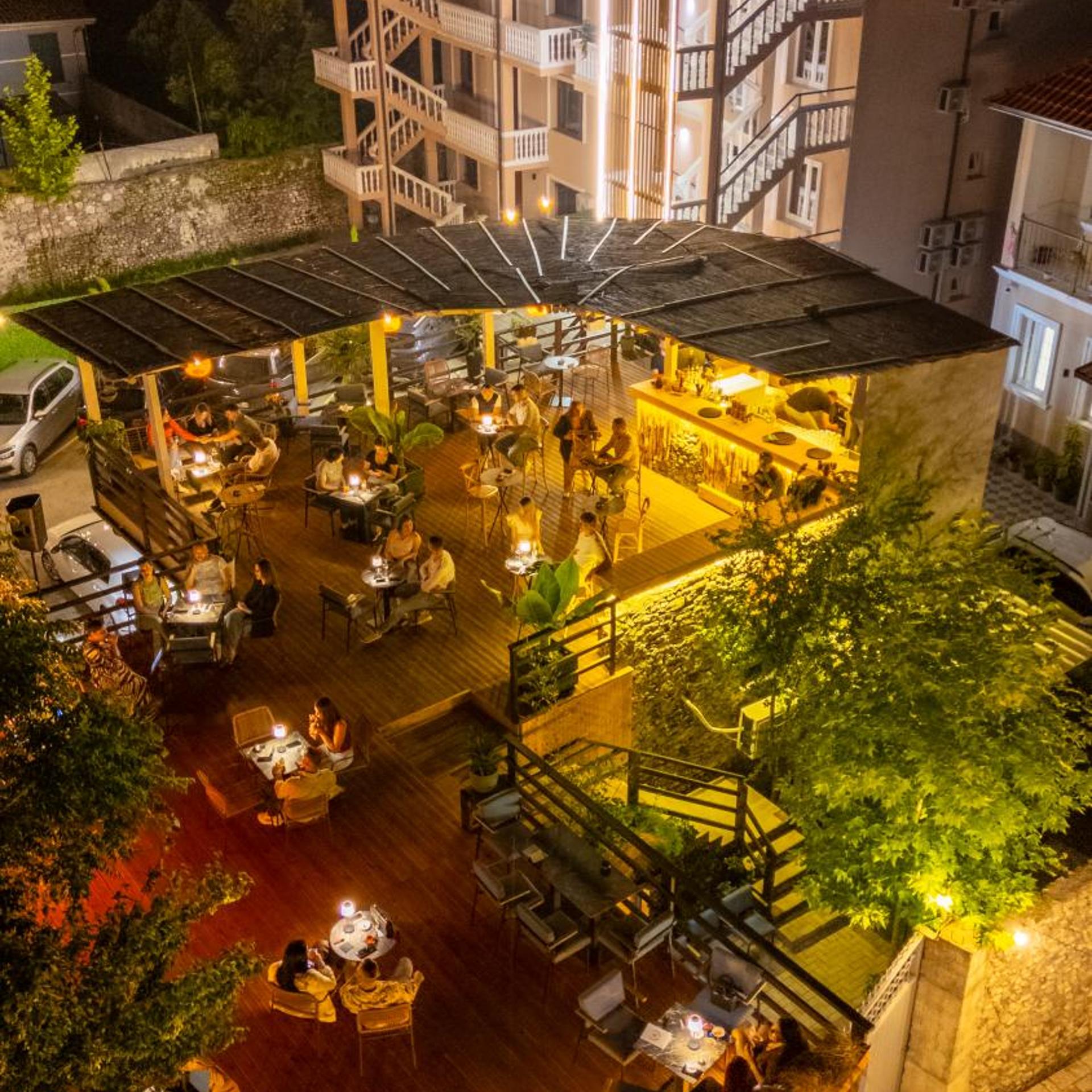 Ikona Hotel Shkoder 38/43
