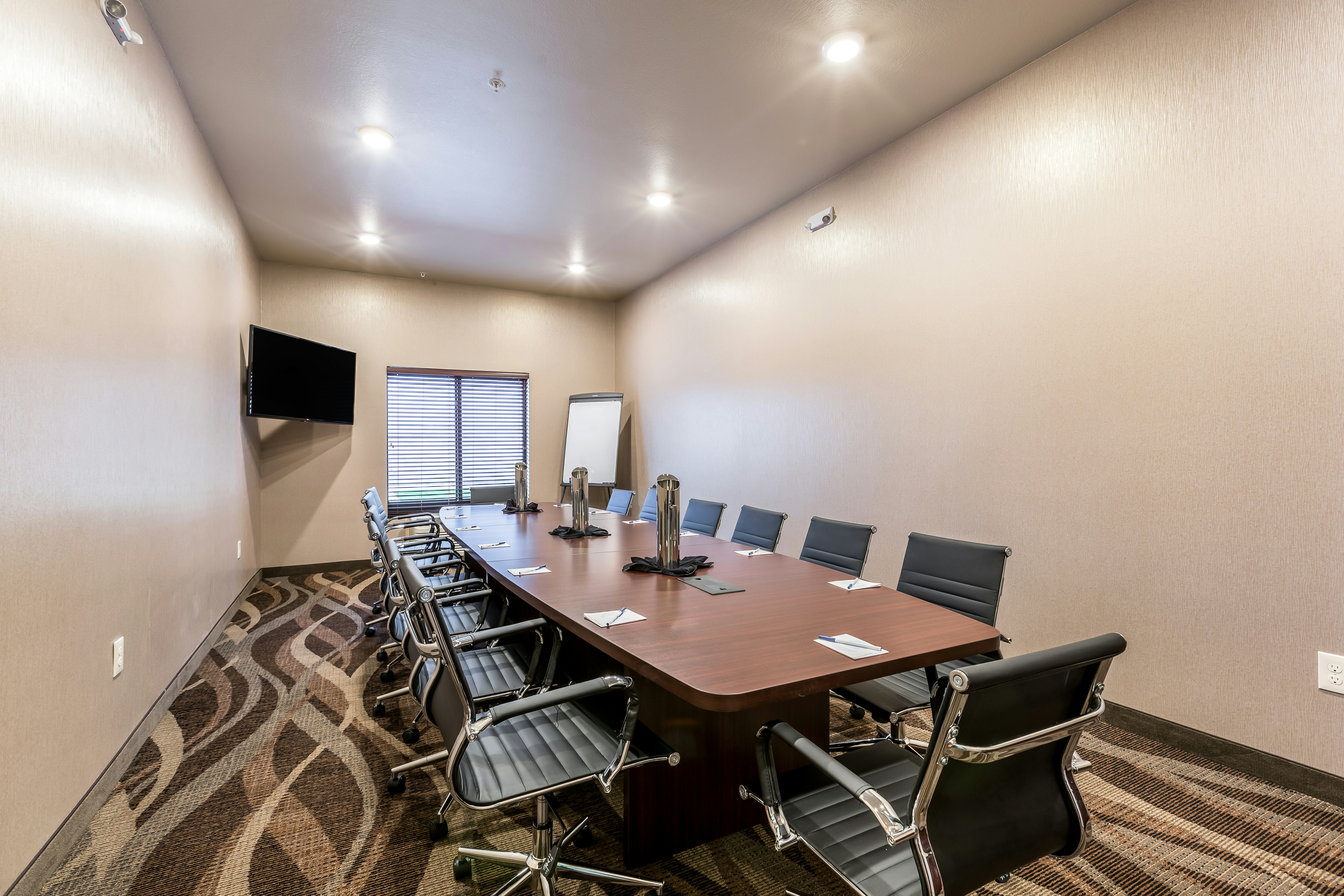 Cobblestone Hotel & Suites – Stevens Point 47/55