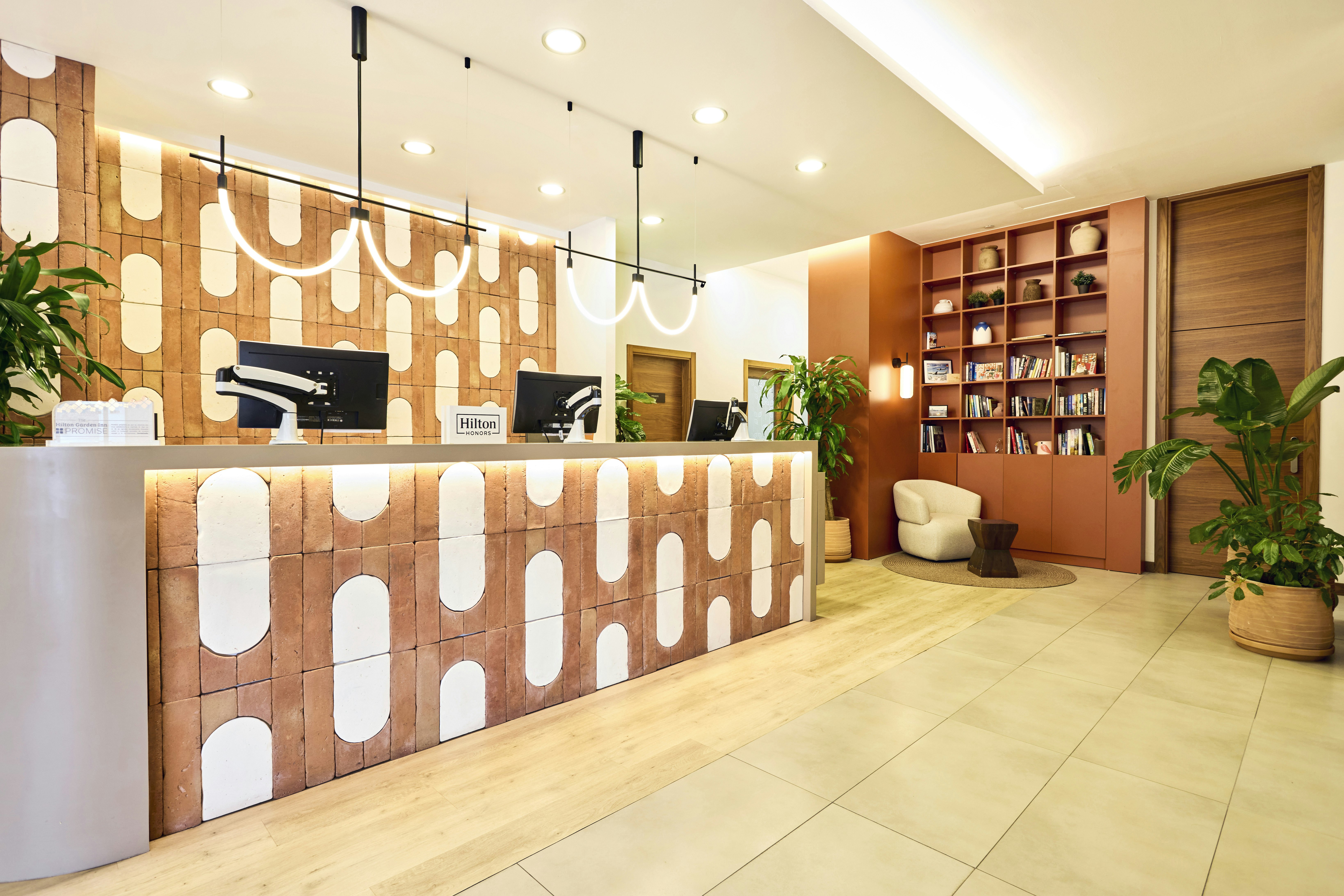 Hilton Garden Inn Sevilla 10/55