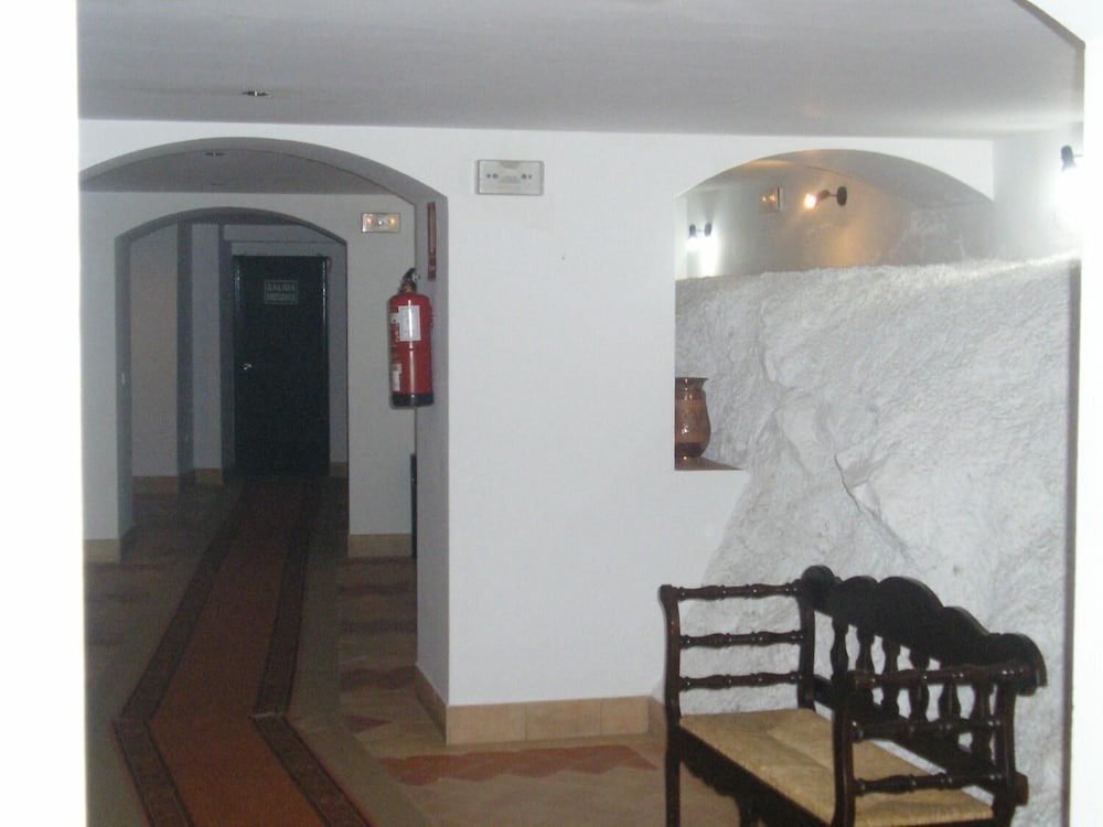 TUGASA Hotel Arco de la Villa 22/47