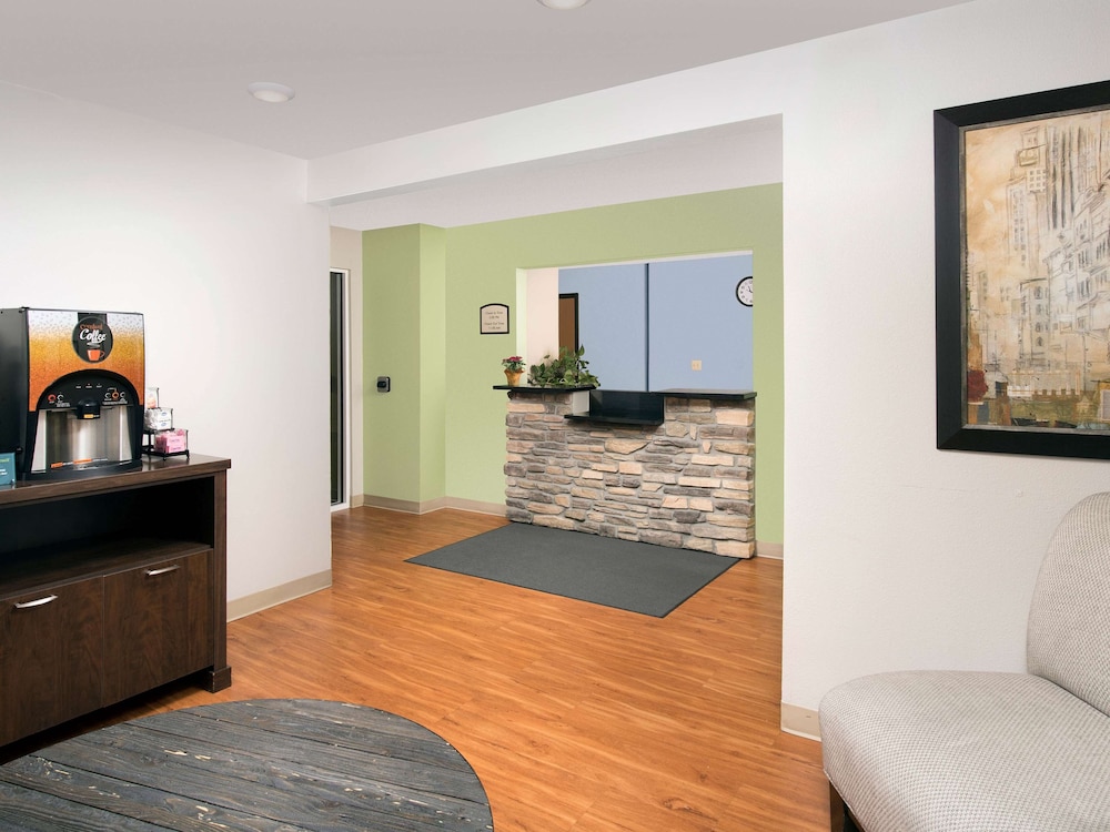 Extended Stay America Suites - Denver – Airport 4/43