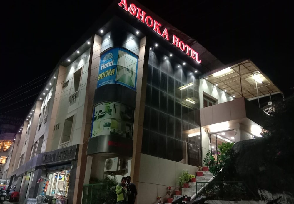 ASHOKA HOTEL 2/55