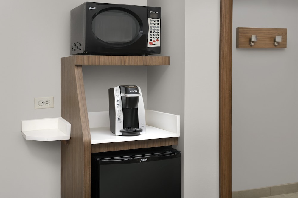 Holiday Inn Express San Antonio N-Riverwalk Area 23/49