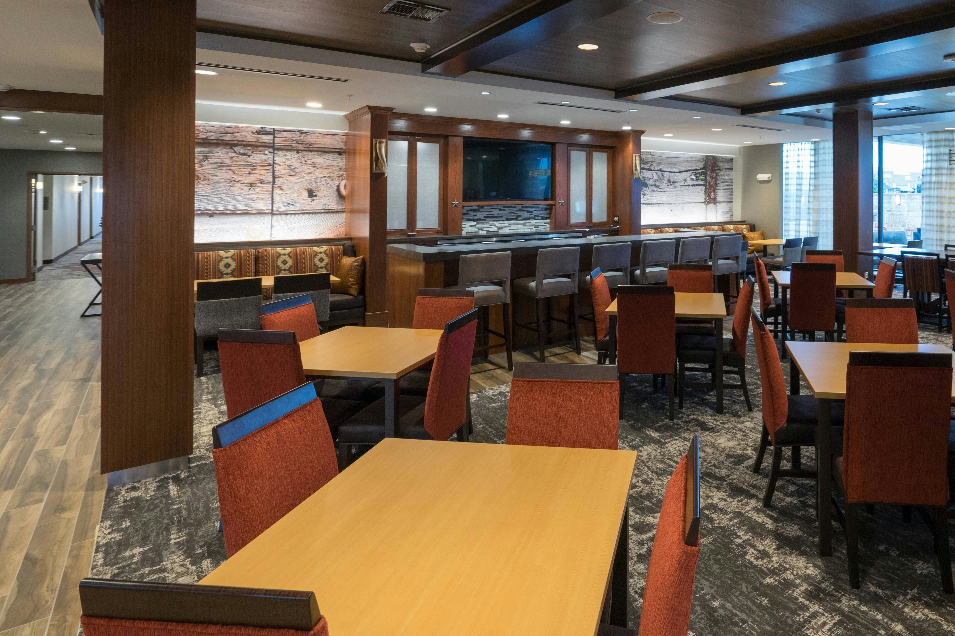 Fairfield Inn And Suites By Marriott Lubbock Southwest 12/18