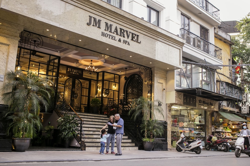 Jm Marvel Hotel And Spa 65/71
