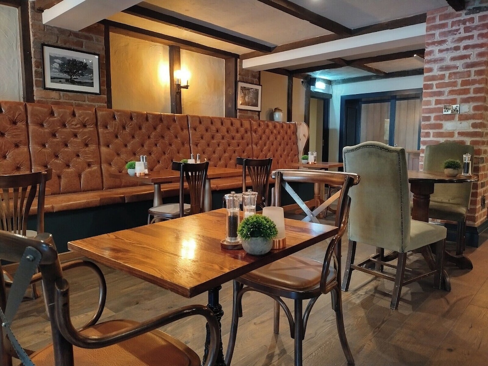 The Thatch Inn 42/50