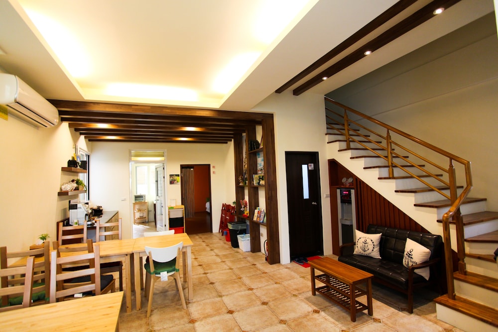 Soft Travel Hostel 28/37