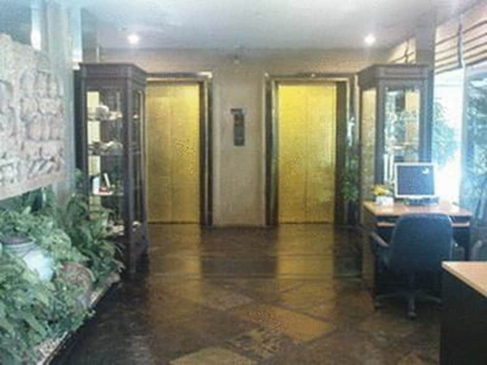 Best Comfort Bangkok Hotel 9/20