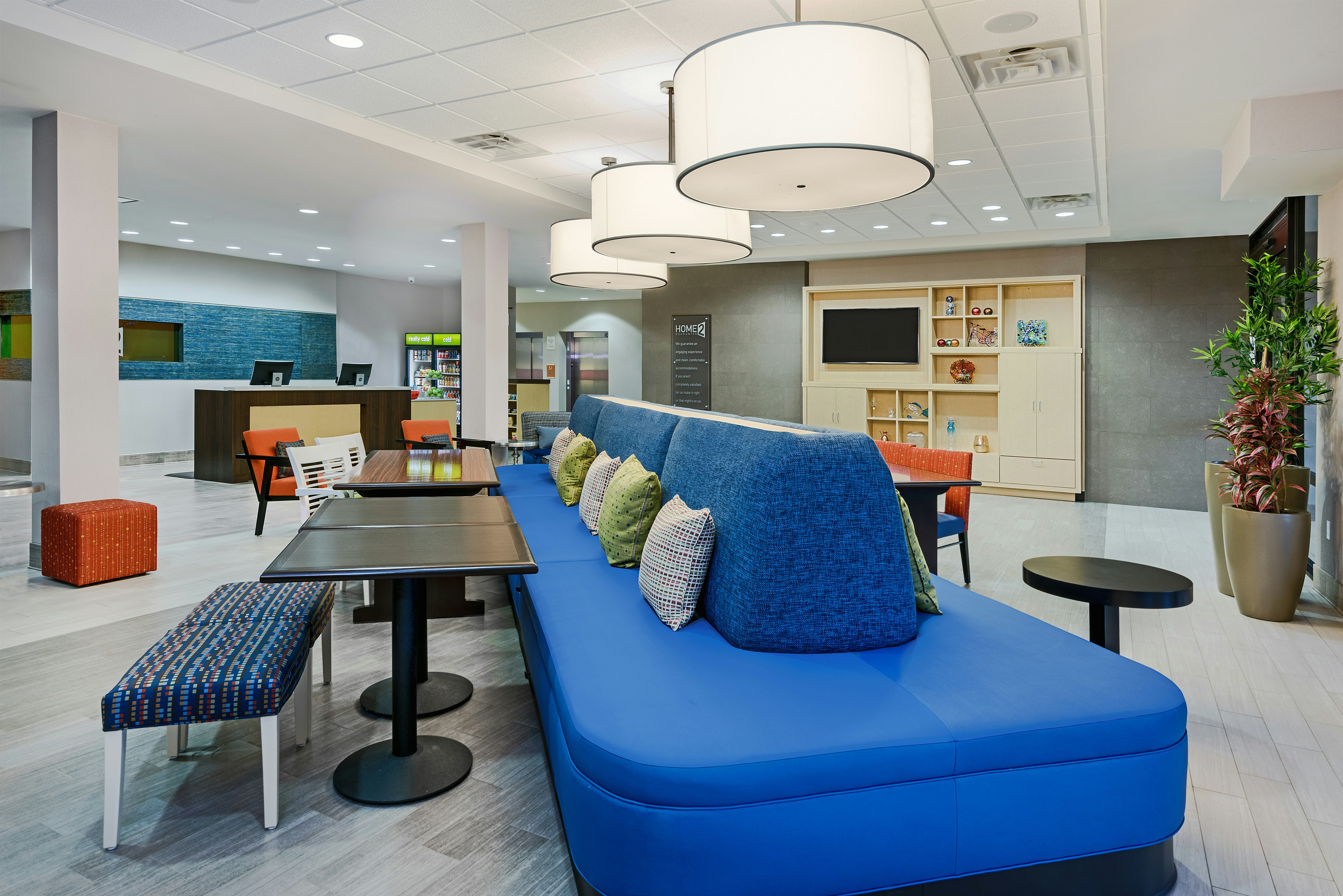 HOME2 SUITES BY HILTON AUSTIN AIRPORT 12/22