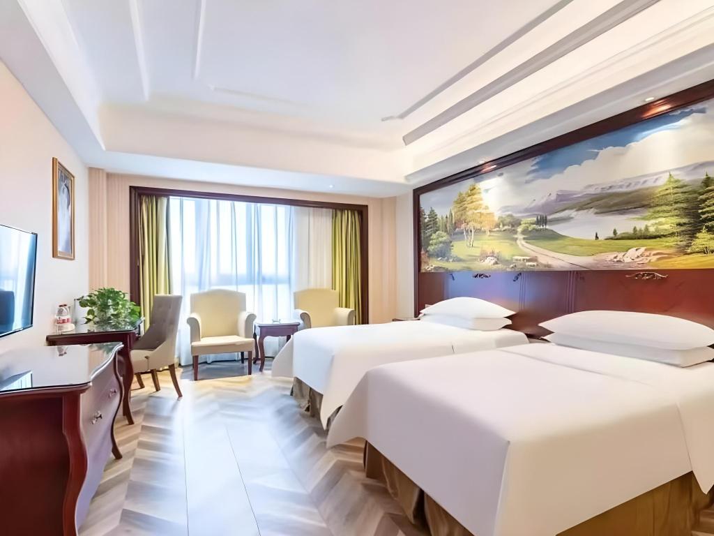 Vienna International Hotel (Shaoxing East Station Wanda) 20/38