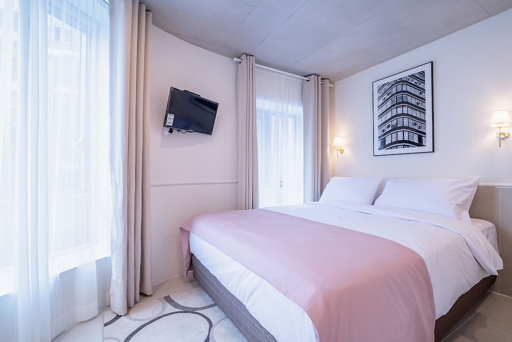 Le Lit 15/50