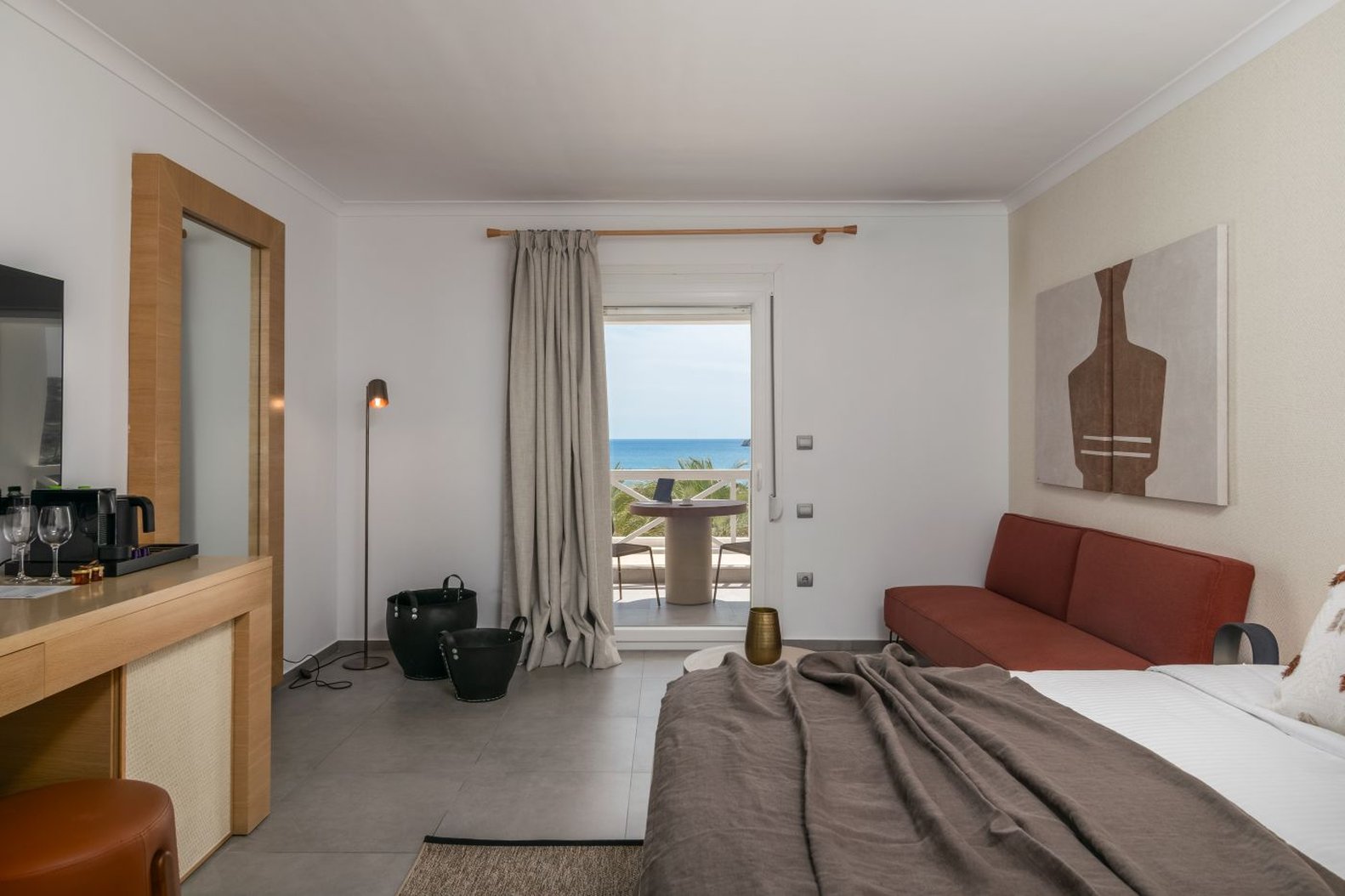 GOLDEN MILOS BEACH 15/51