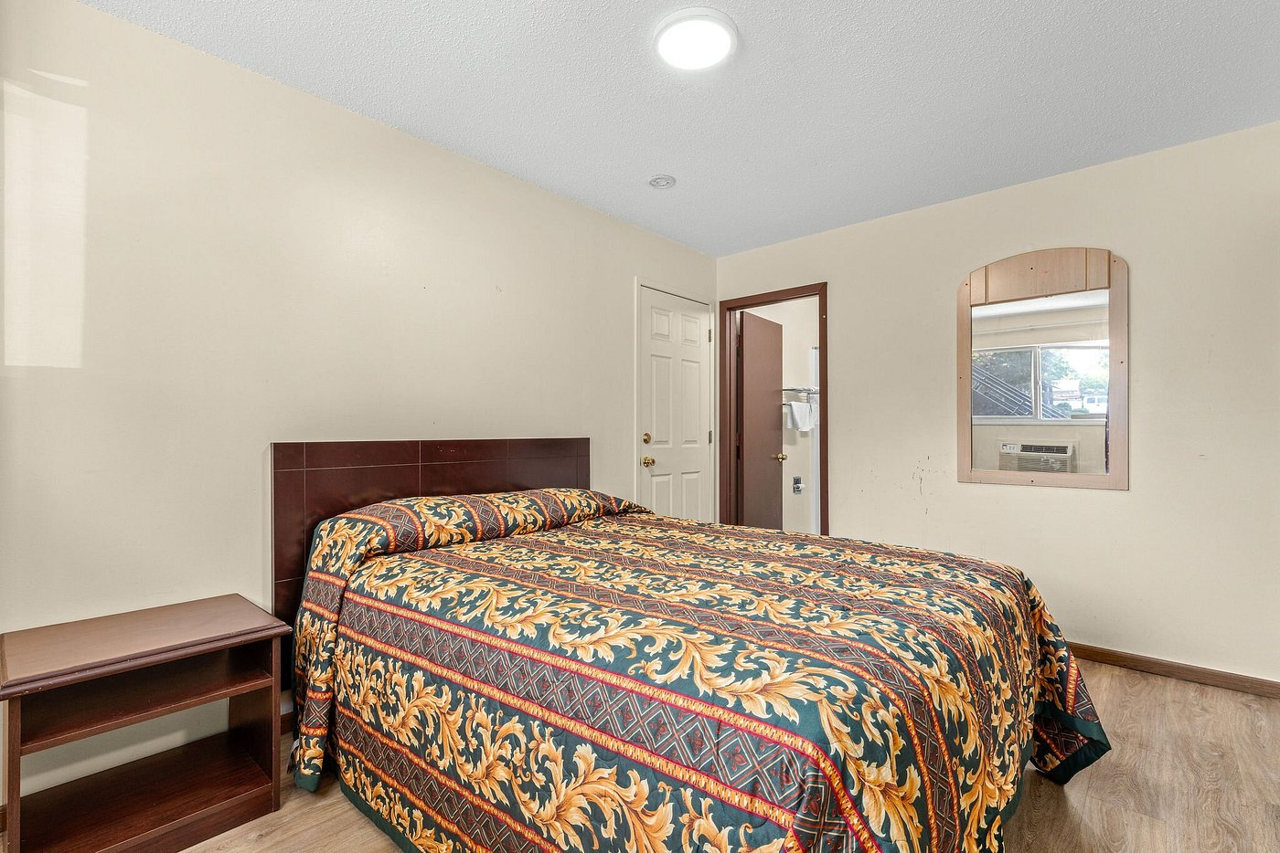 Stonebridge Inn & Suites Gresham, OR - Portland 10/18
