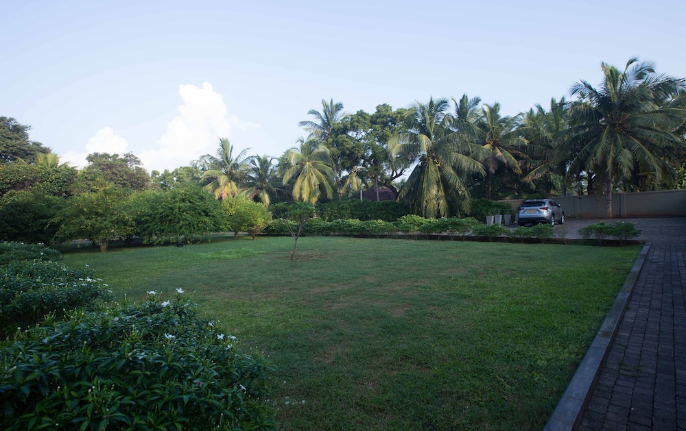 Jaffna Heritage Hotel 41/44