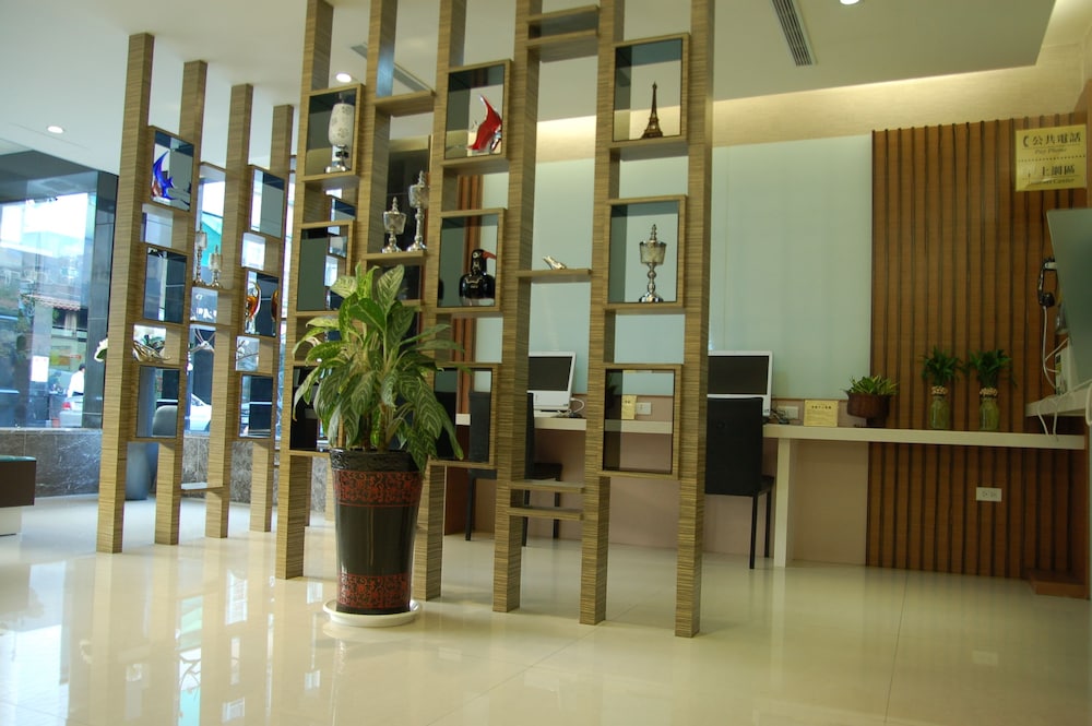 Paris Business Hotel 48/60