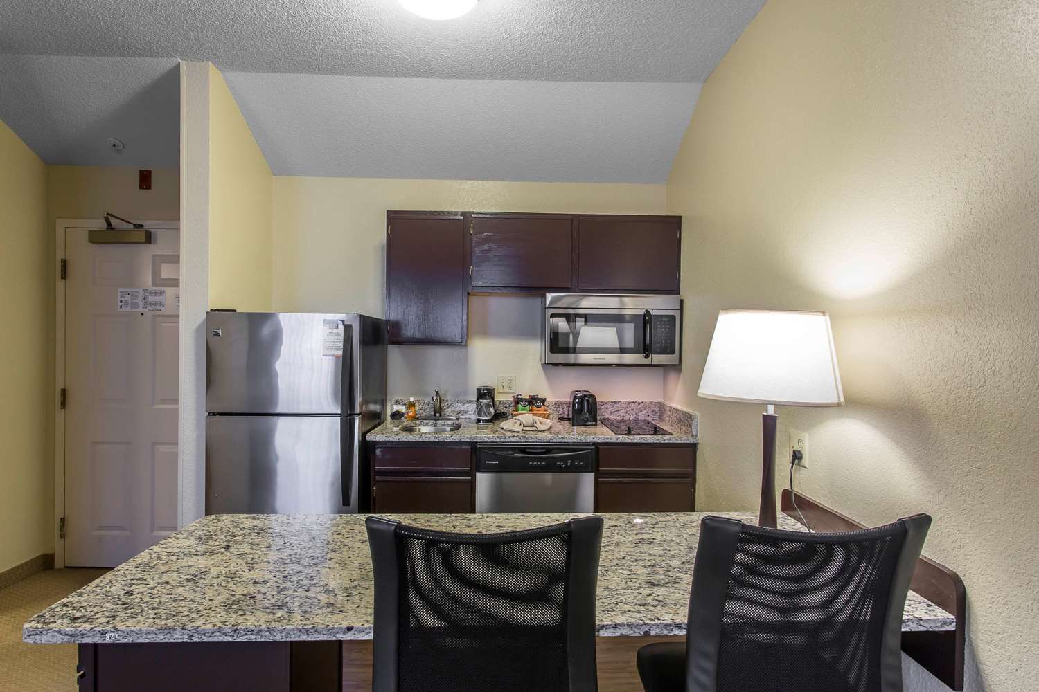 MainStay Suites Brentwood Nashville 47/62
