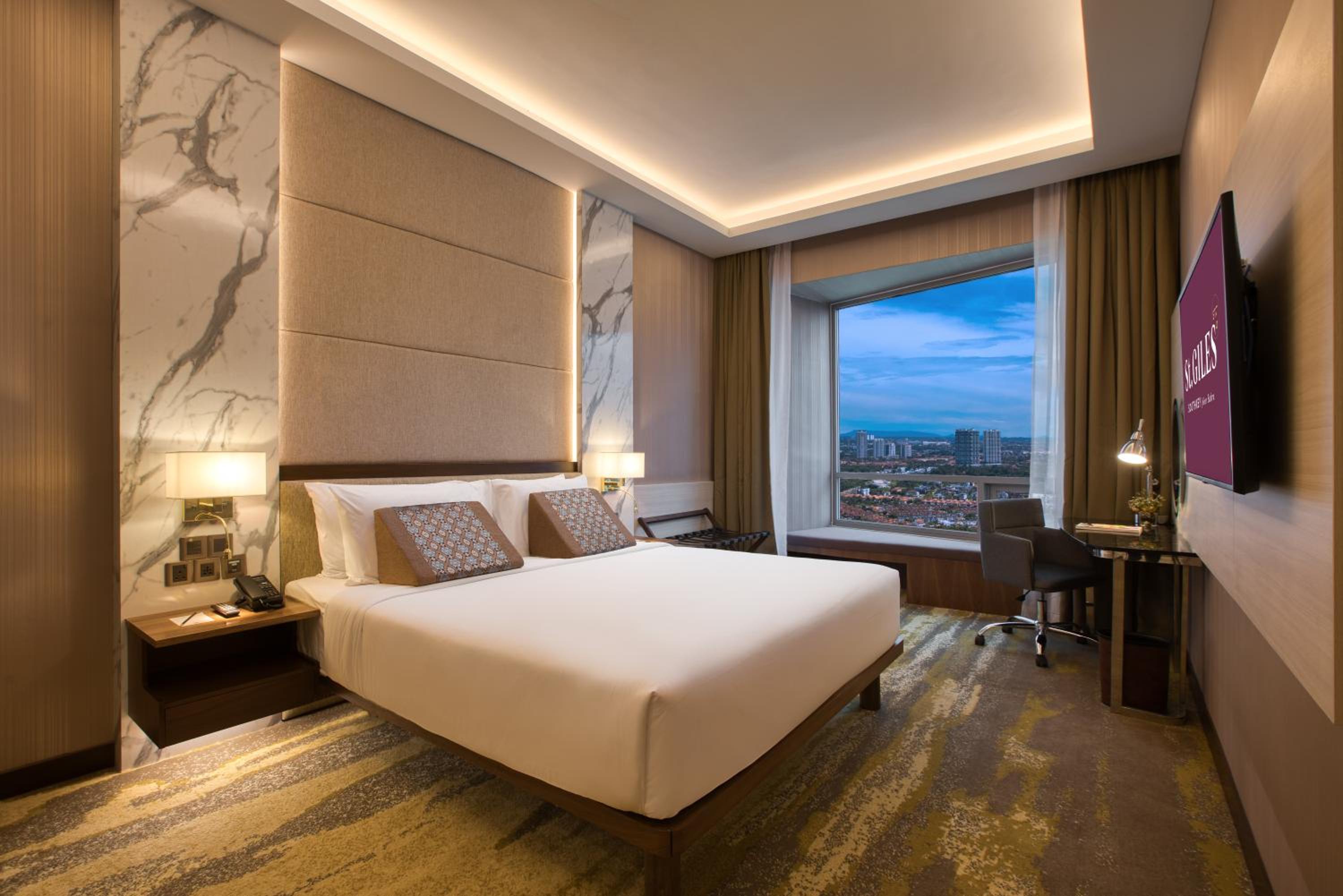URBAN, DOUBLE BED