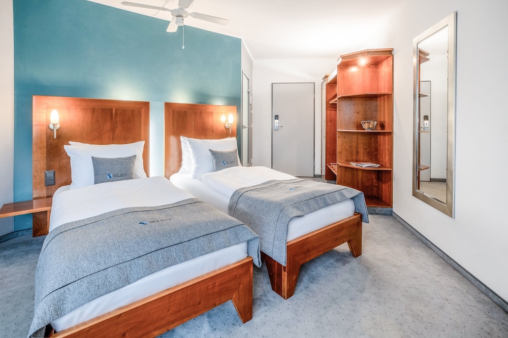 Garner Hotel Oberhausen by IHG 14/81