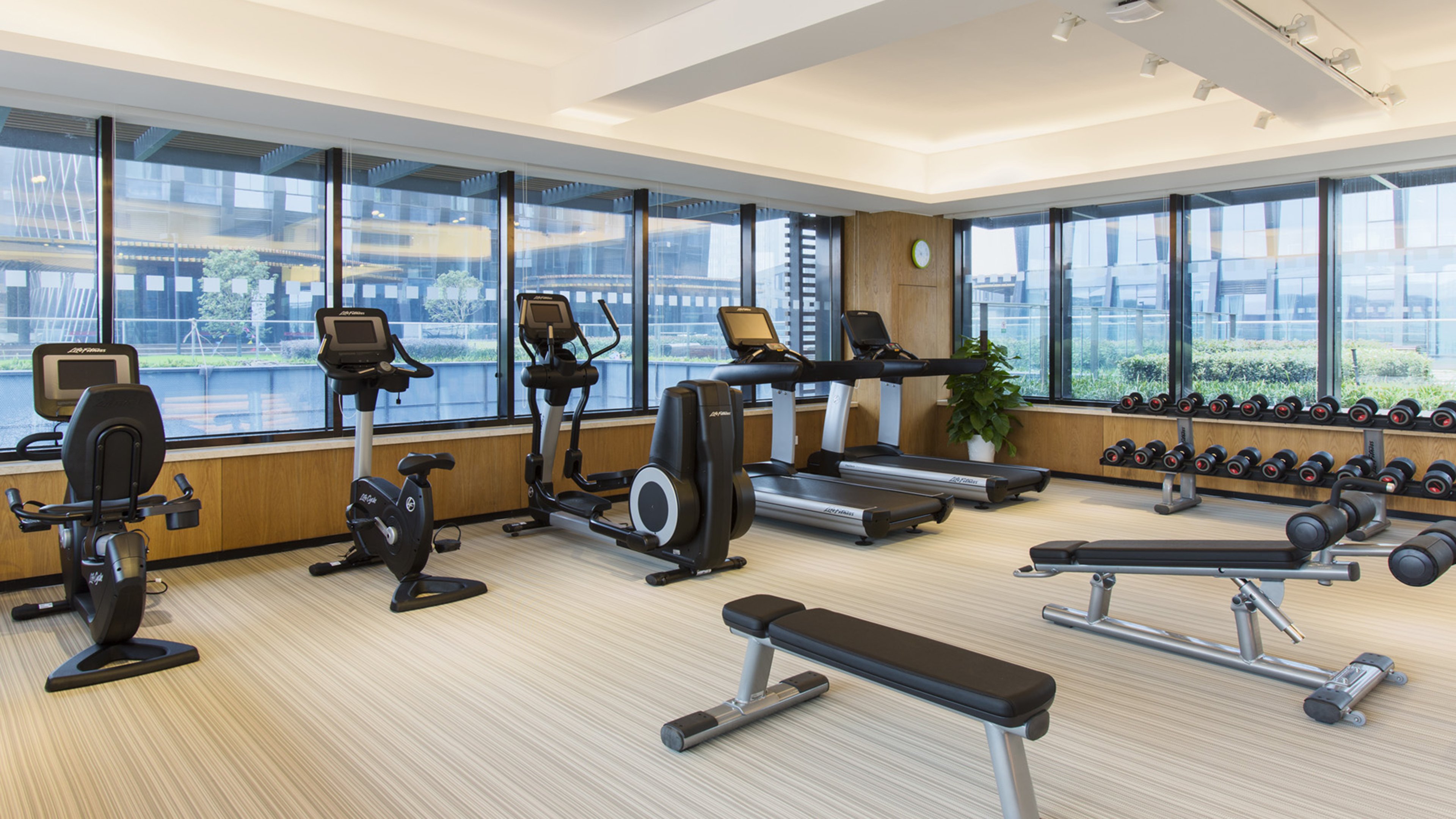 HOLIDAY INN NANJING QINHUAI SOUTH SUITES 12/28
