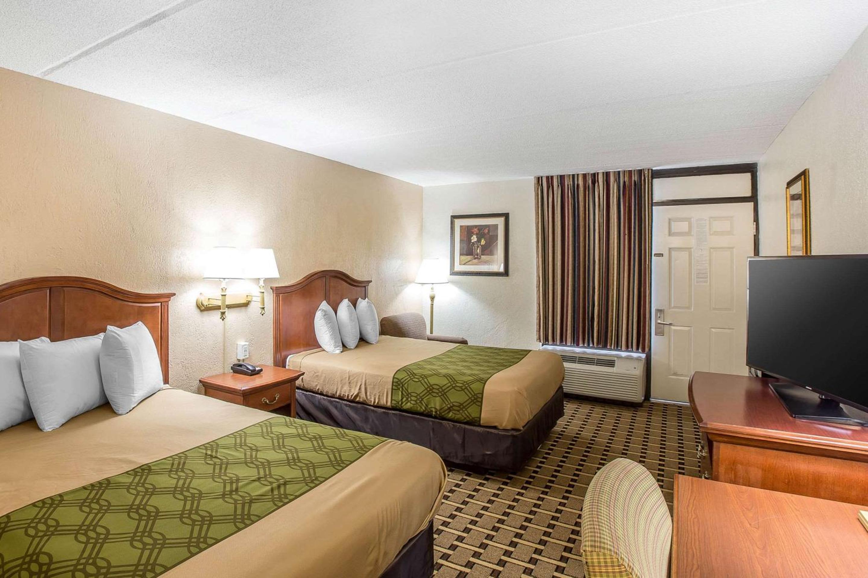 ROOM, 2 DOUBLE BEDS, SMOKING