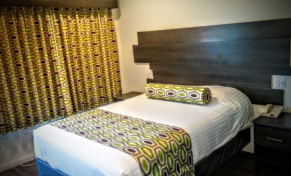 Jewel City Inn 16/30
