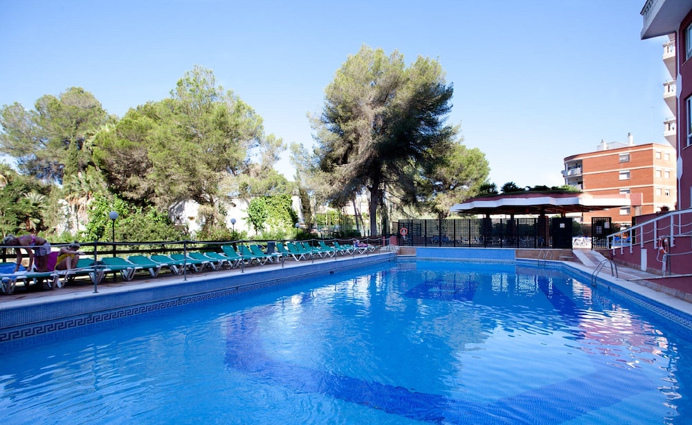 Ona Luna Park - Adults Friendly 3/67