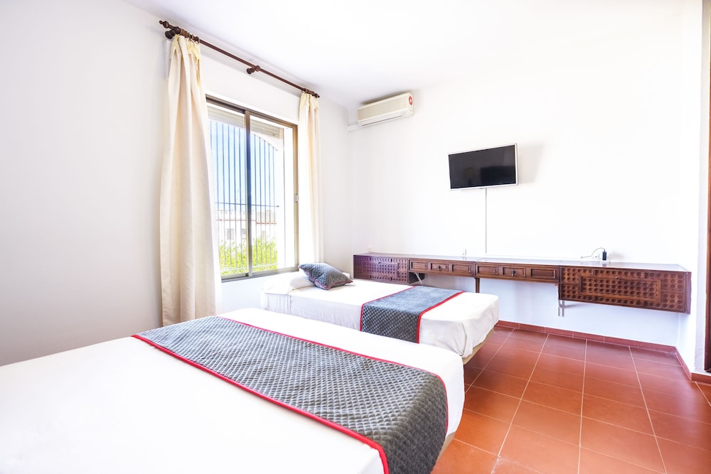 Superior, Triple, 1 Double and 1 Single Bed