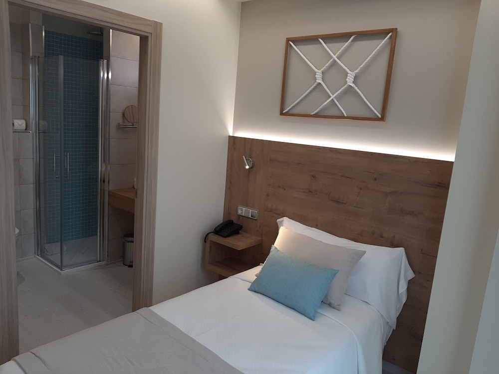 Hotel O Nautico Laxe 9/30