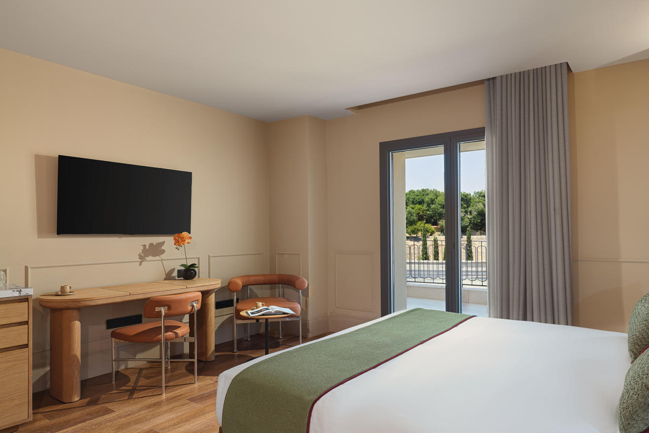 Leonardo Boutique Hotel Venetian Nicosia 11/21