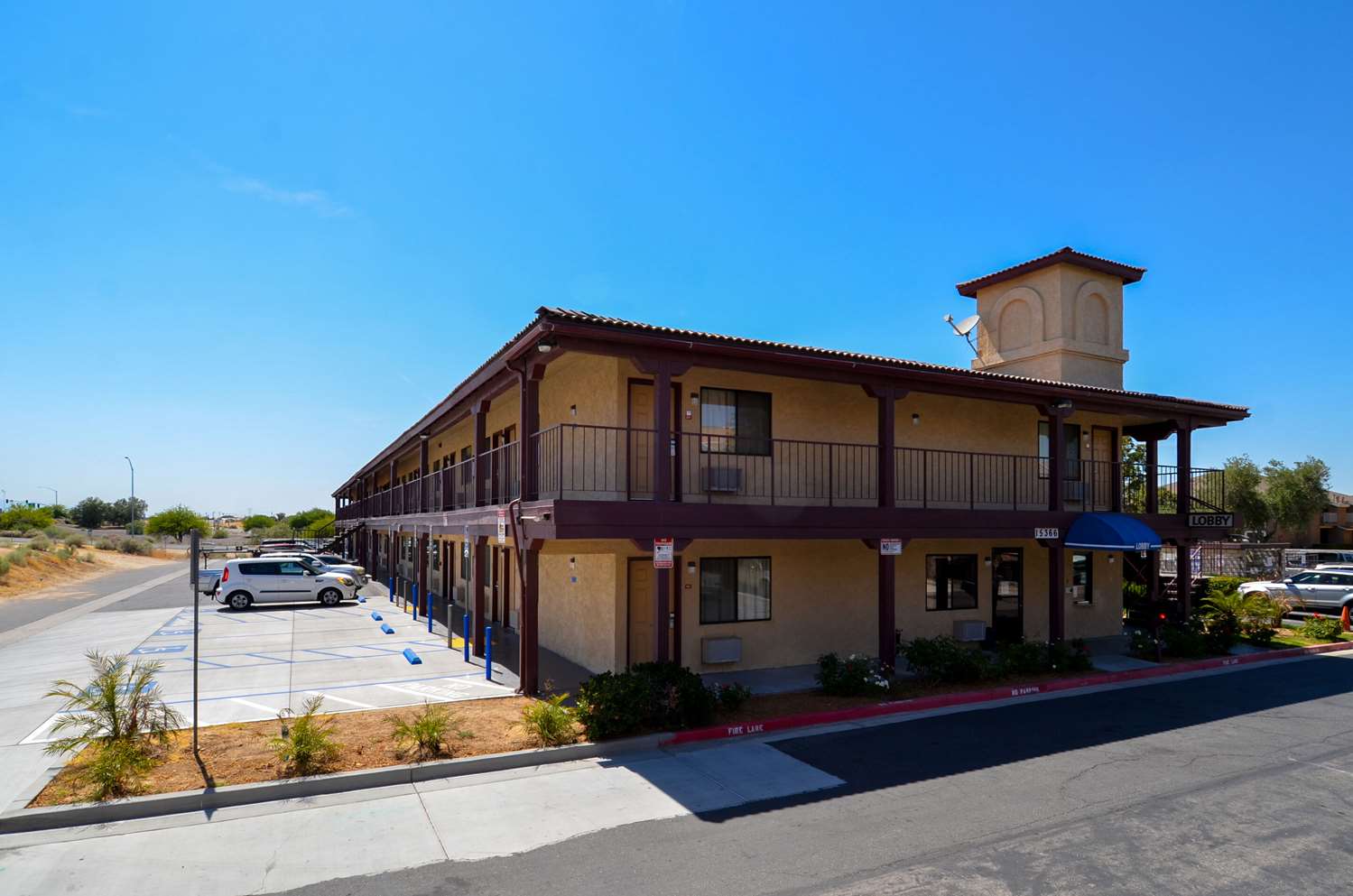 Days Inn By Wyndham Victorville 2/10