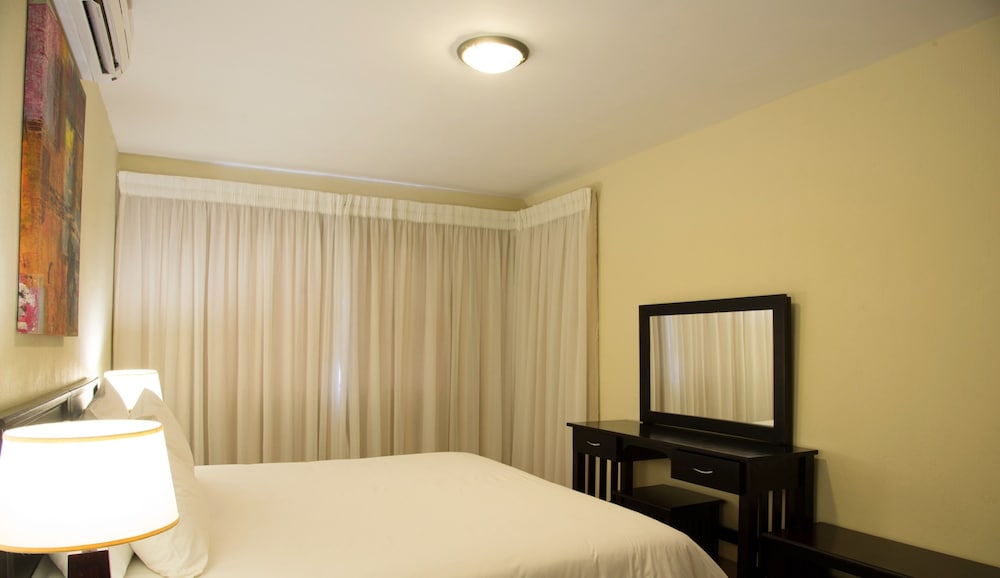 Splendid Inn Port Edward Ex Premier Hotel Edwardian 29/71