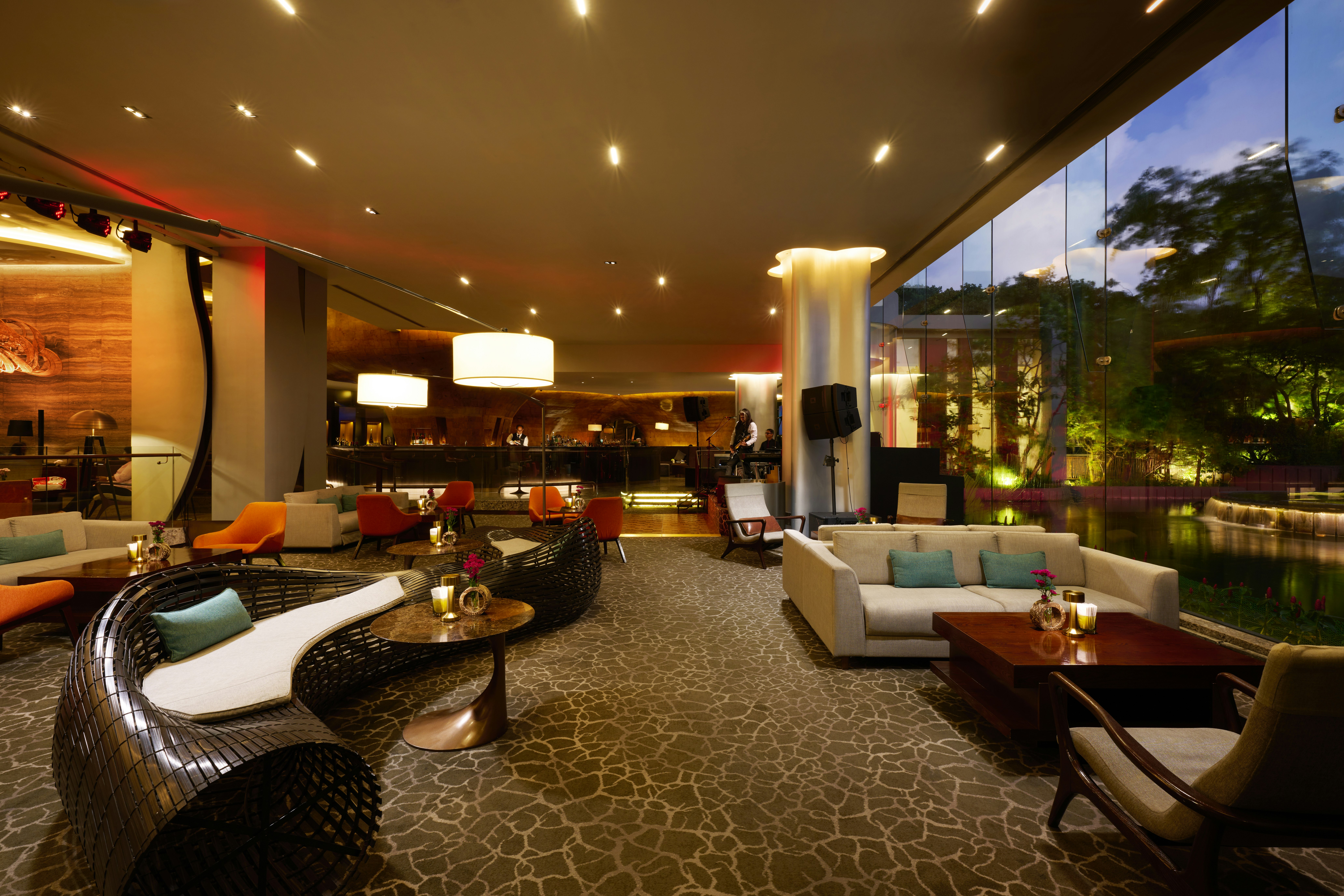 Hilton Hotel Colombo 70/80