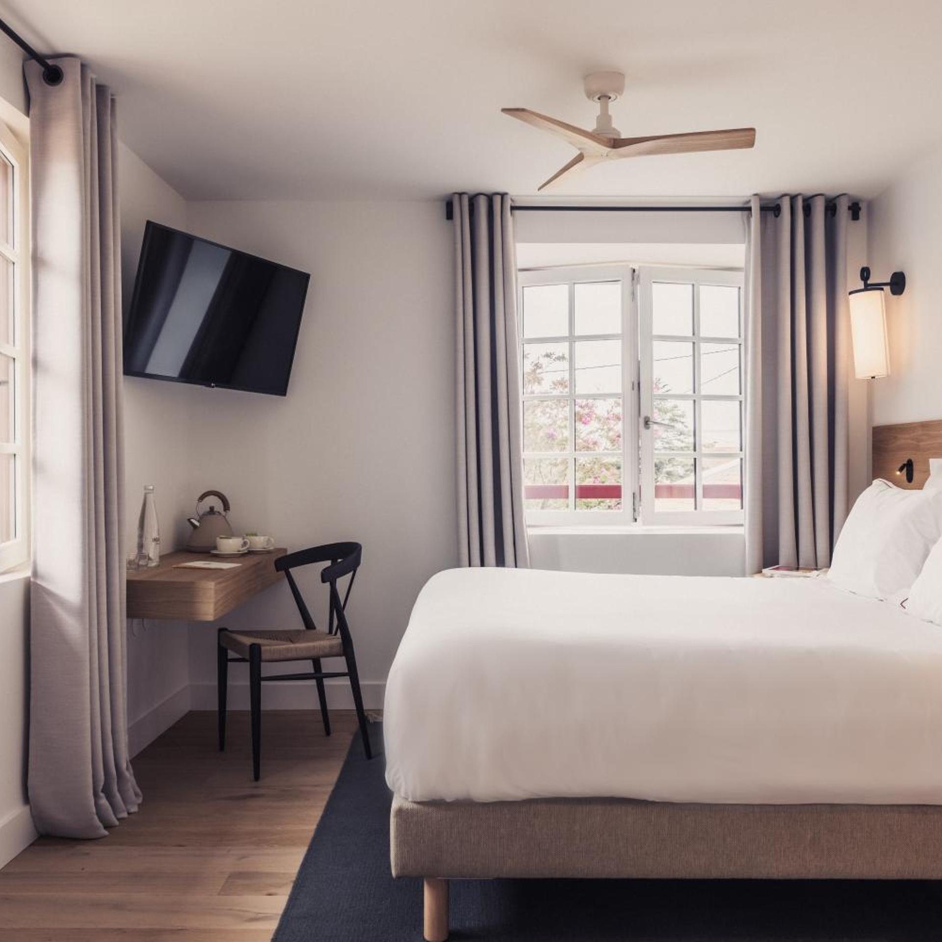 Deluxe, Triple, HOTEL LAMINAK 7/10